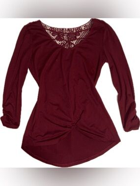 No Boundaries Maroon Lace-Back Twist-Hem Long Sleeve Top